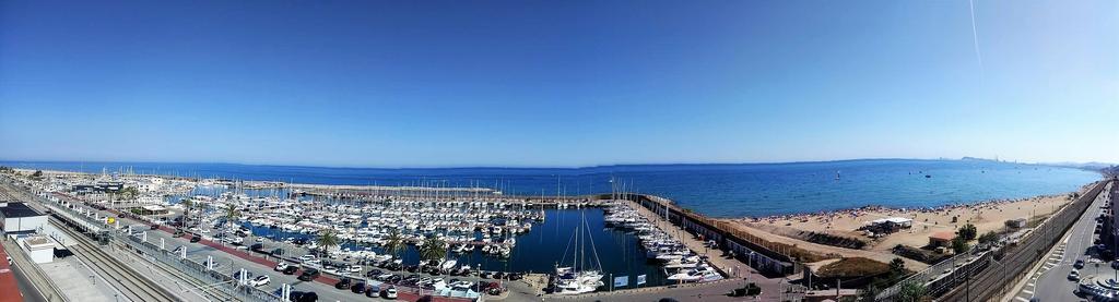 Marina Port & Beach-Apartment Masnou Ngoại thất bức ảnh
